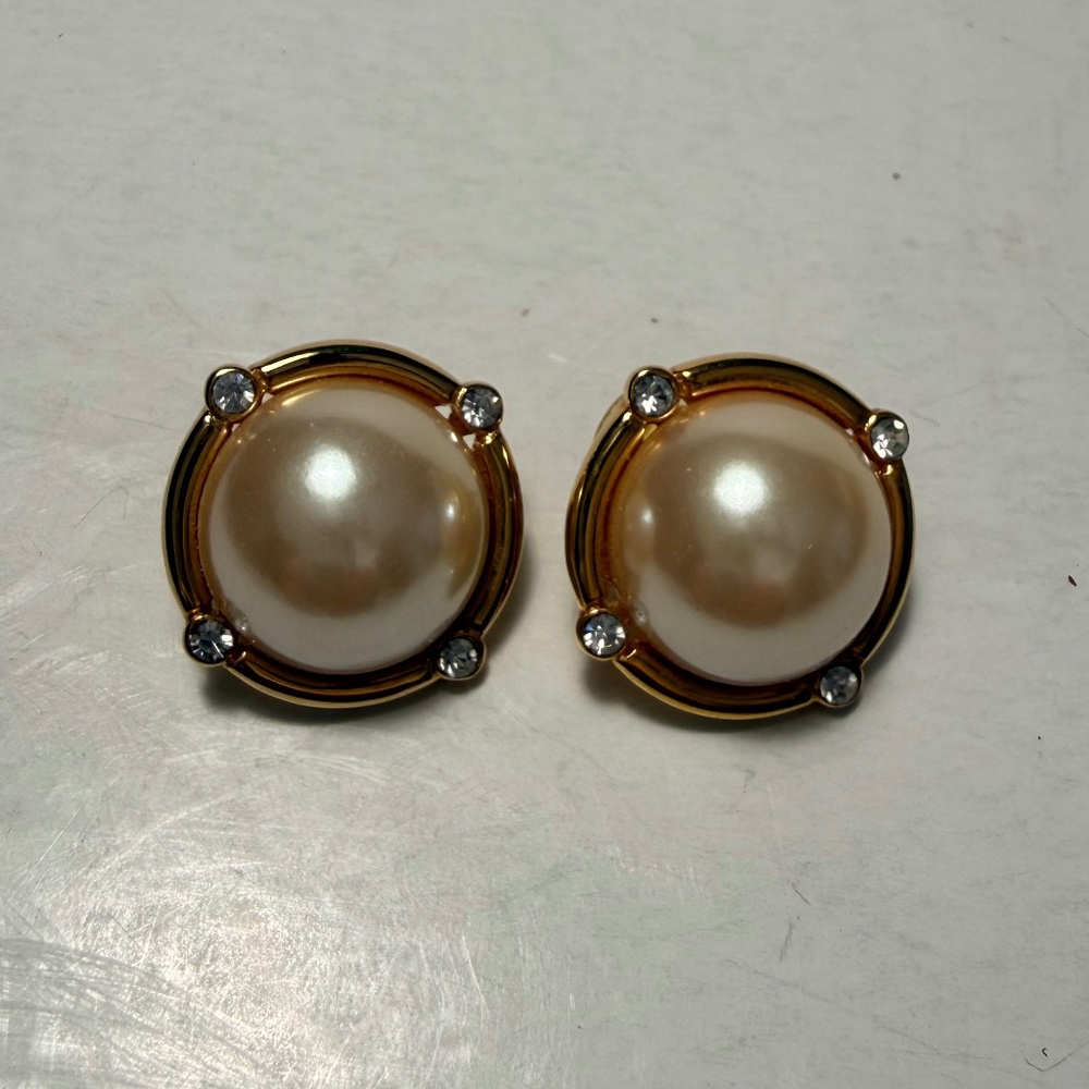VINTAGE FAUX PEARL AND RHINESTONE EARRINGS